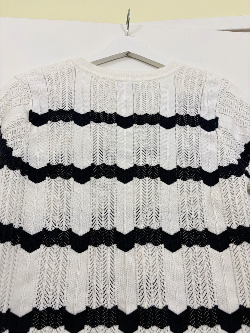 Cabi Pointelle Chevron Stripe Short Sleeve Sweater Knit Top M Coastal Nautical - Picture 6 of 7